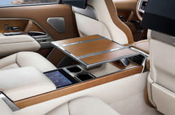 Land Rover Range Rover Front Row Seats